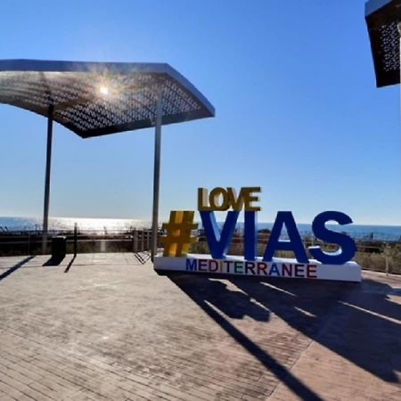 A 150M De La Plage - Coquet Appartement Pour 4 Personnes Vias Exteriér fotografie