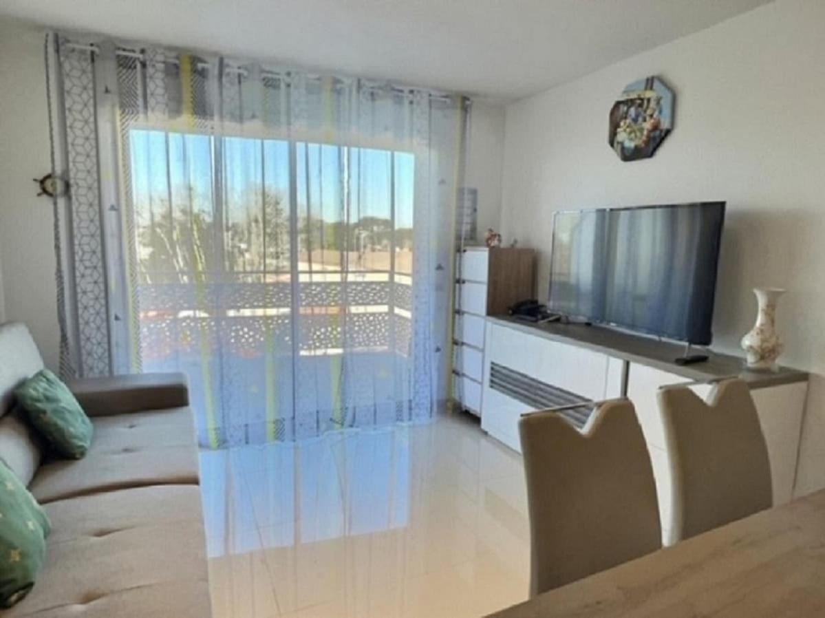 A 150M De La Plage - Coquet Appartement Pour 4 Personnes Vias Exteriér fotografie